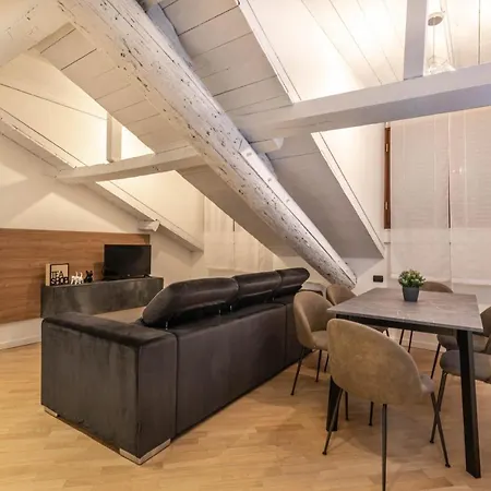 Апартаменты Brera Flat Near Duomo *